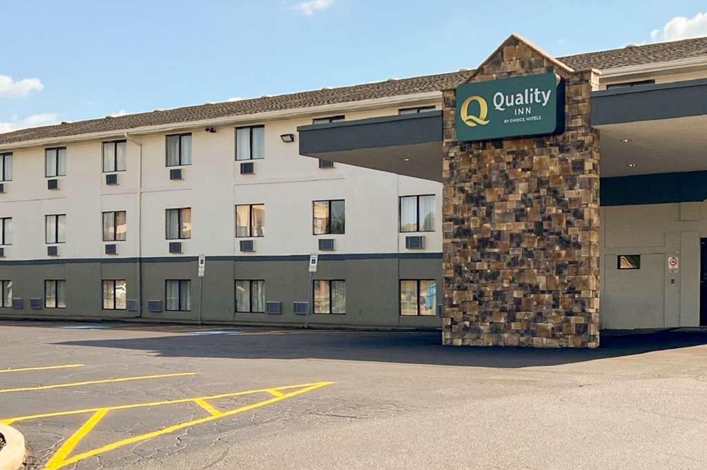 Quality Inn Hall Of Fame Кантон Екстер'єр фото
